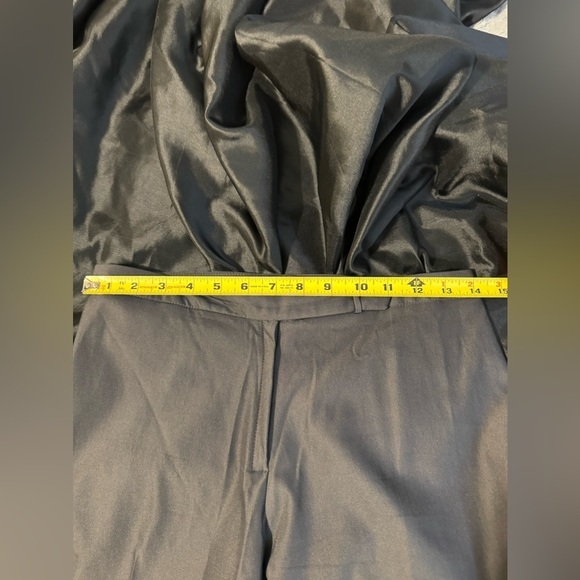 BCBG‎ MaxAzria Black Dress Pant - Picture 5 of 6